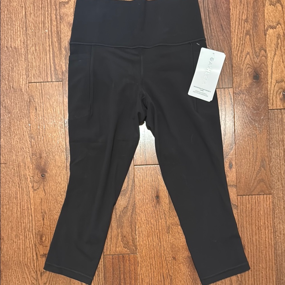 Athleta salutation capris
